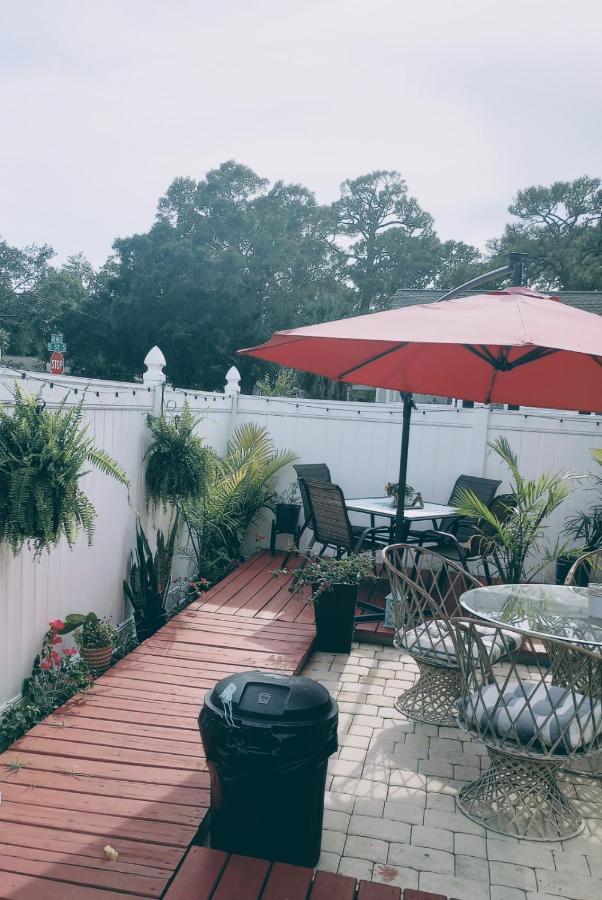Sunshine Apartment St. Petersburg Ngoại thất bức ảnh